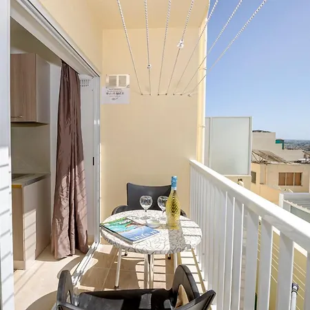 Summer Breeze Comfort Sunny Close To The Sandy Beaches - By Getawaysmalta 公寓 *