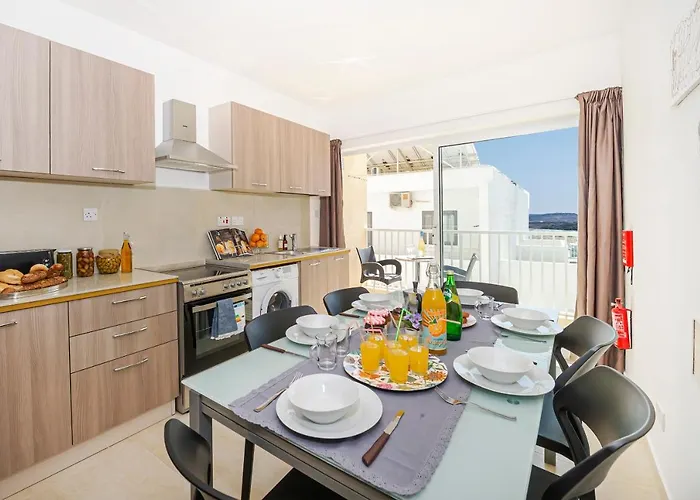 Summer Breeze Comfort Sunny Close To The Sandy Beaches - By Getawaysmalta * Mellieħa