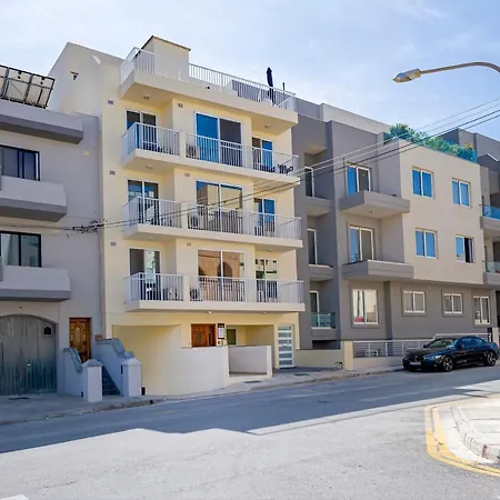 Summer Breeze Comfort Sunny Close To The Sandy Beaches - By Getawaysmalta