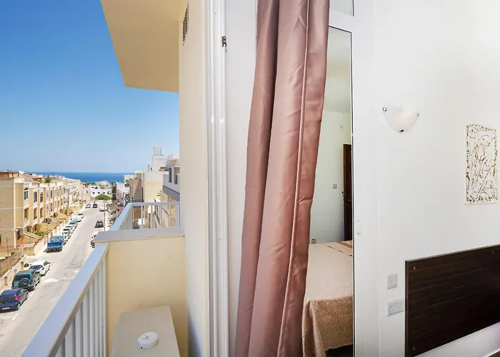 Summer Breeze Comfort Sunny Close To The Sandy Beaches - By Getawaysmalta * Mellieħa
